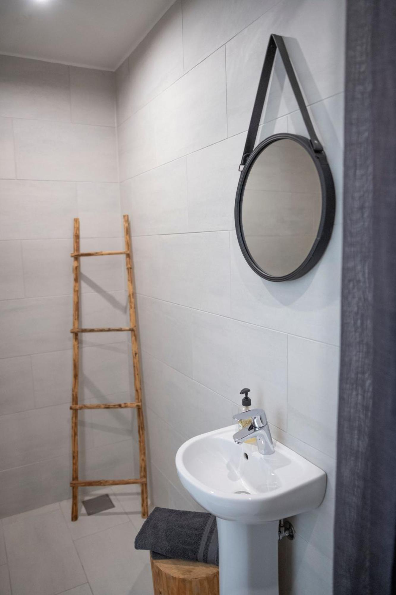 Hobekala Guesthouse Kalana Ngoại thất bức ảnh